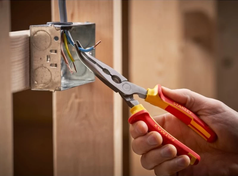 Μυτοτσίμπιδο Κυρτό Ηλεκτρολόγου 200mm | Stanley Fatmax